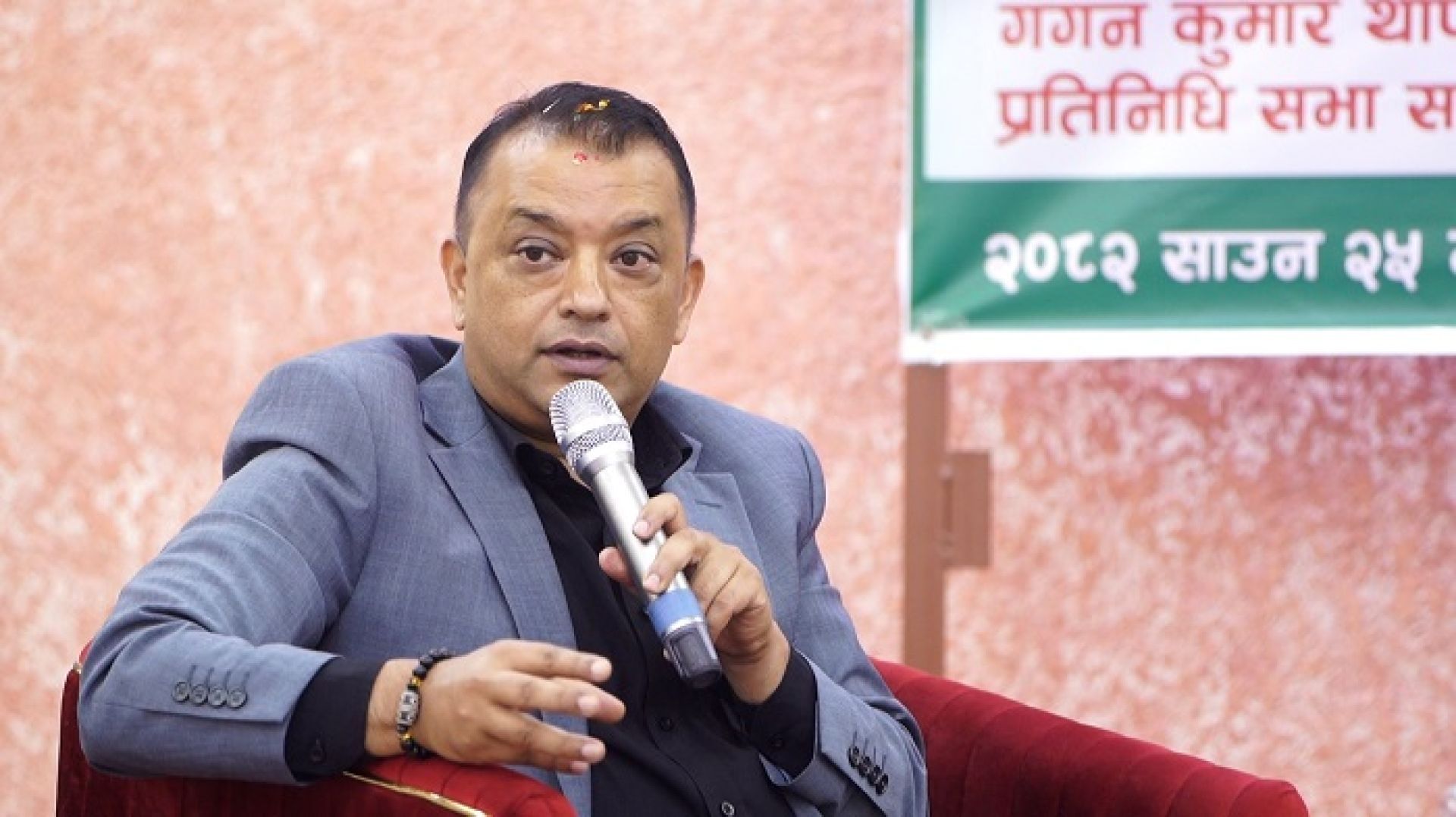 देउवा, ओली र प्रचण्डले राजनीतिबाट सन्यास लिए सबैभन्दा खुसी हुन्छुः गगन थापा 